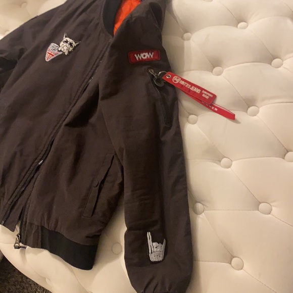 Bomber Jacket - Picture 2 of 8